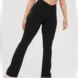Like New Flare Crossover Waist Leggings